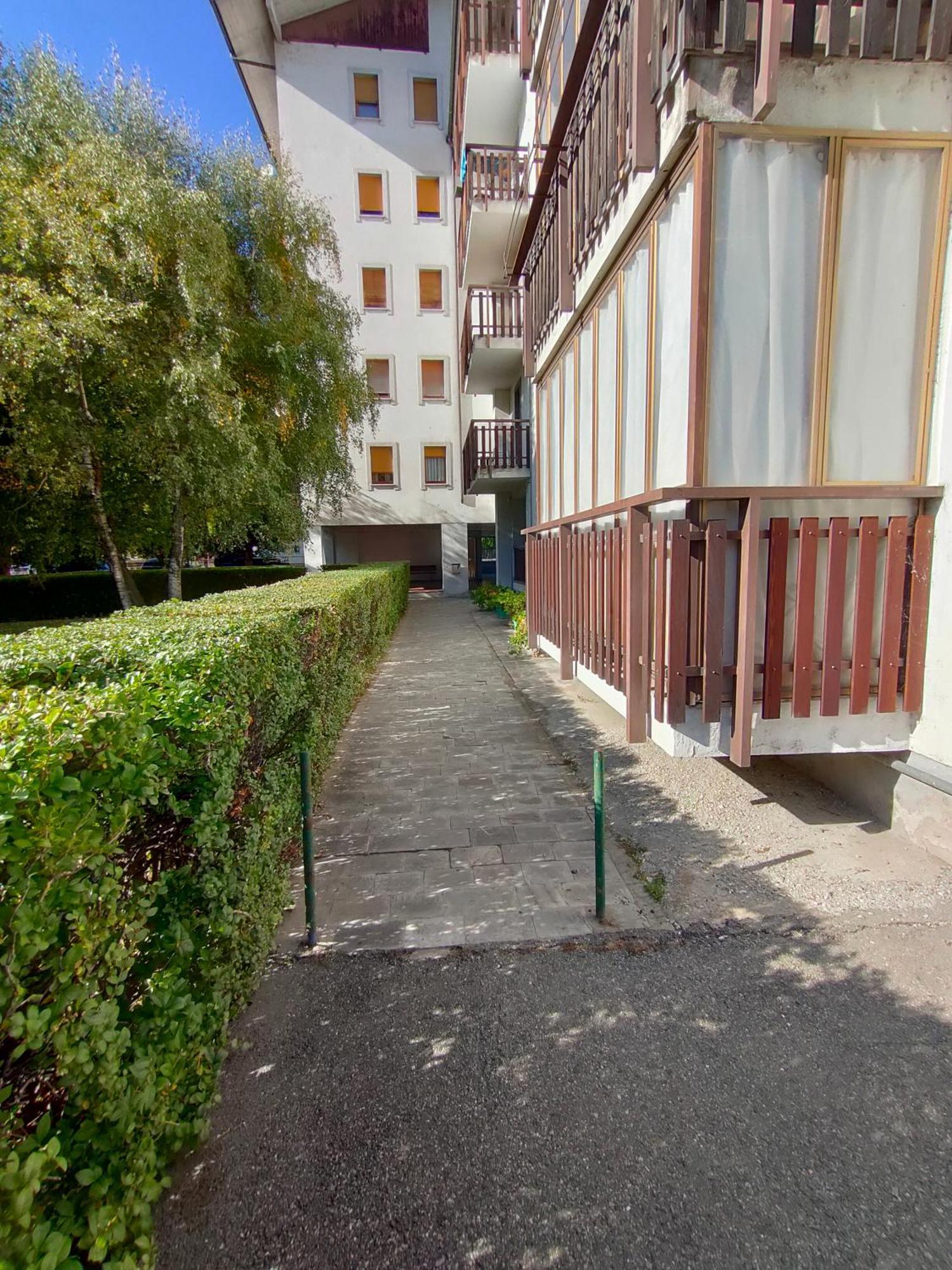 Appartamento Chentre En Ville - A 2 Passi Dal Centro - Parcheggio Gratuito - Cir-Vda-Aosta-0073 Exterior foto